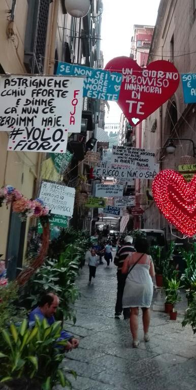 La 'Nziria Apartment Napoli Exterior foto